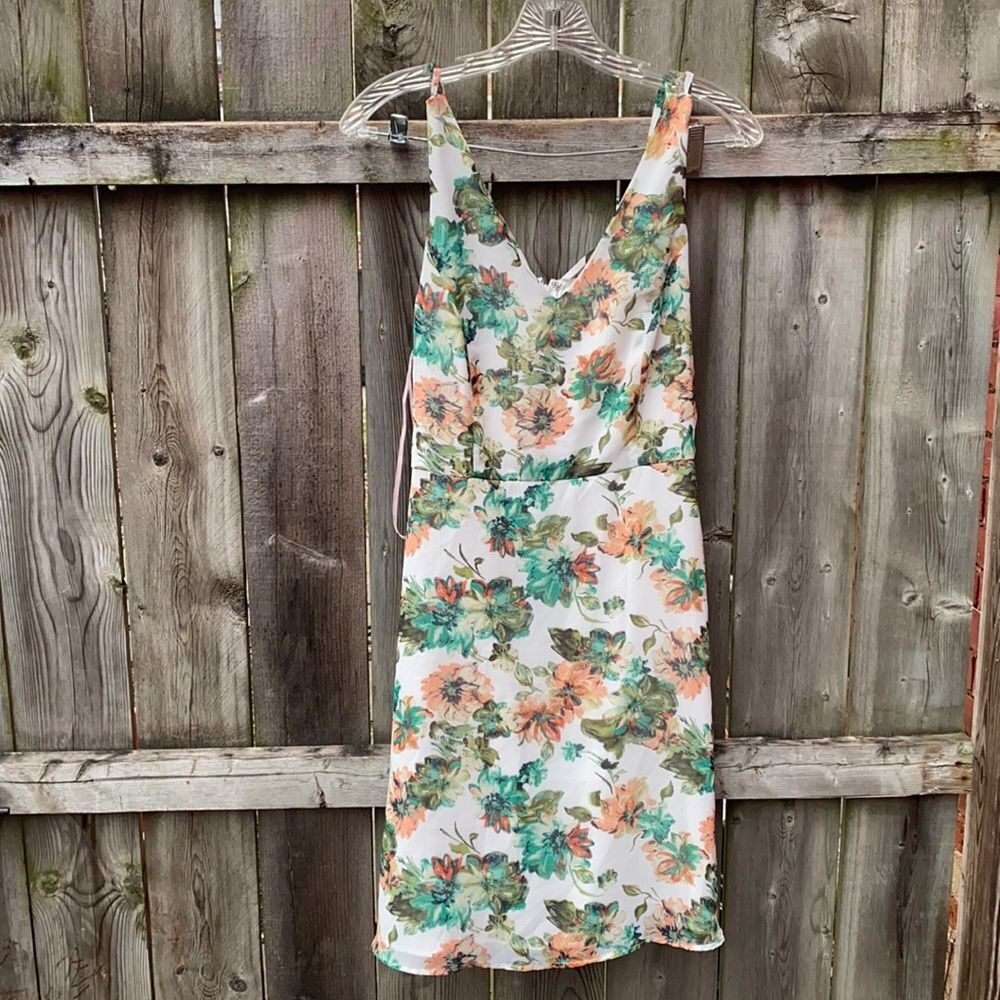 Forever 21 Dress sz. S NWT